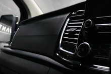 Ford Transit Custom 280 EcoBlue Limited 