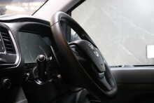 Vauxhall Vivaro Turbo D 3100 Elite 