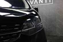 Vauxhall Vivaro Turbo D 3100 Elite 