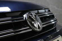 Volkswagen Tiguan TDI BlueMotion Tech R-Line Edition 