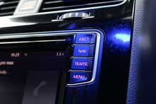 Volkswagen Scirocco TSI BlueMotion Tech R 