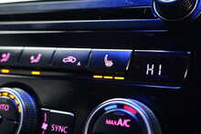 Volkswagen Scirocco TSI BlueMotion Tech R 