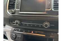 Vauxhall Vivaro Turbo D 2900 Sportive 