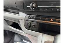 Vauxhall Vivaro Turbo D 2900 Sportive 