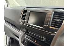 Vauxhall Vivaro Turbo D 2900 Sportive 