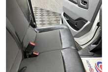 Vauxhall Vivaro Turbo D 2900 Sportive 