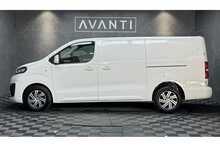 Vauxhall Vivaro Turbo D 2900 Sportive 