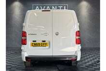 Vauxhall Vivaro Turbo D 2900 Sportive 