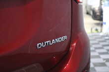 Mitsubishi Outlander DI-D 3 