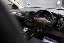 Mitsubishi Outlander DI-D 3 