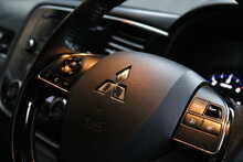 Mitsubishi Outlander DI-D 3 