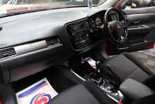 Mitsubishi Outlander DI-D 3 
