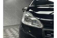 Peugeot 208 THP GTi by Peugeot Sport 