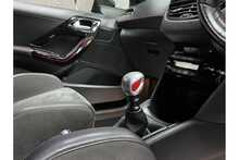 Peugeot 208 THP GTi by Peugeot Sport 