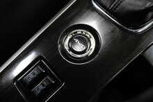 Mitsubishi Outlander DI-D 4 