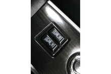 Mitsubishi Outlander DI-D 4 