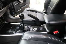 Mitsubishi Outlander DI-D 4 