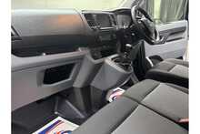 Vauxhall Vivaro Turbo D 2900 Sportive 