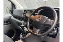 Vauxhall Vivaro Turbo D 2900 Sportive 