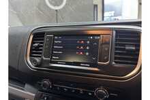 Vauxhall Vivaro Turbo D 2900 Sportive 