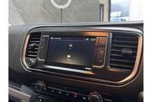 Vauxhall Vivaro Turbo D 2900 Sportive 