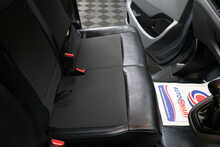 Vauxhall Vivaro Turbo D 2900 Sportive 