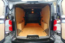 Vauxhall Vivaro Turbo D 2900 Sportive 