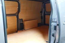 Vauxhall Vivaro Turbo D 2900 Sportive 