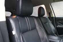 Mitsubishi Outlander DI-D 4 