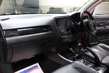 Mitsubishi Outlander DI-D 4 
