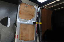 Ford Transit Custom 320 EcoBlue Limited 