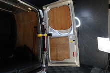 Ford Transit Custom 320 EcoBlue Limited 