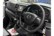 Vauxhall Vivaro Turbo D 3100 Sportive 