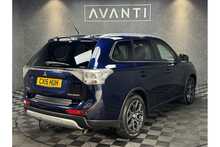 Mitsubishi Outlander DI-D GX4 