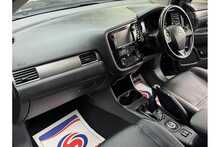 Mitsubishi Outlander DI-D GX4 