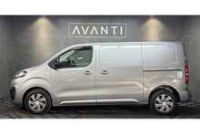 Vauxhall Vivaro Turbo D 2700 Sportive 