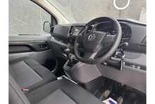 Vauxhall Vivaro Turbo D 2700 Sportive 