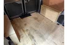 Vauxhall Vivaro Turbo D 2700 Sportive 