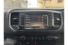 Vauxhall Vivaro Turbo D 2700 Sportive 