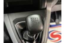 Vauxhall Vivaro Turbo D 2700 Sportive 