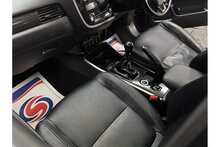 Mitsubishi Outlander DI-D 4 