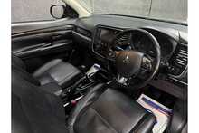 Mitsubishi Outlander DI-D 4 