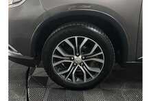 Mitsubishi Outlander DI-D 4 
