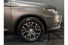 Mitsubishi Outlander DI-D 4 