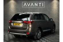 Mitsubishi Outlander DI-D 4 