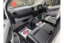 Vauxhall Vivaro Turbo D 2700 Elite 