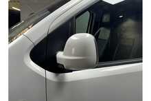 Vauxhall Vivaro Turbo D 2700 Elite 