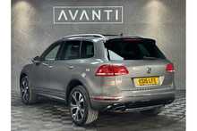 Volkswagen Touareg TDI V6 BlueMotion Tech R-Line 