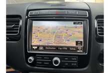 Volkswagen Touareg TDI V6 BlueMotion Tech R-Line 