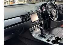 Volkswagen Touareg TDI V6 BlueMotion Tech R-Line 